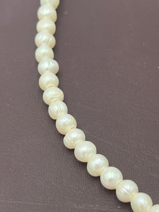Freshwater Pearls 6-7mm Cream Large Hole 1 strand (20cm)