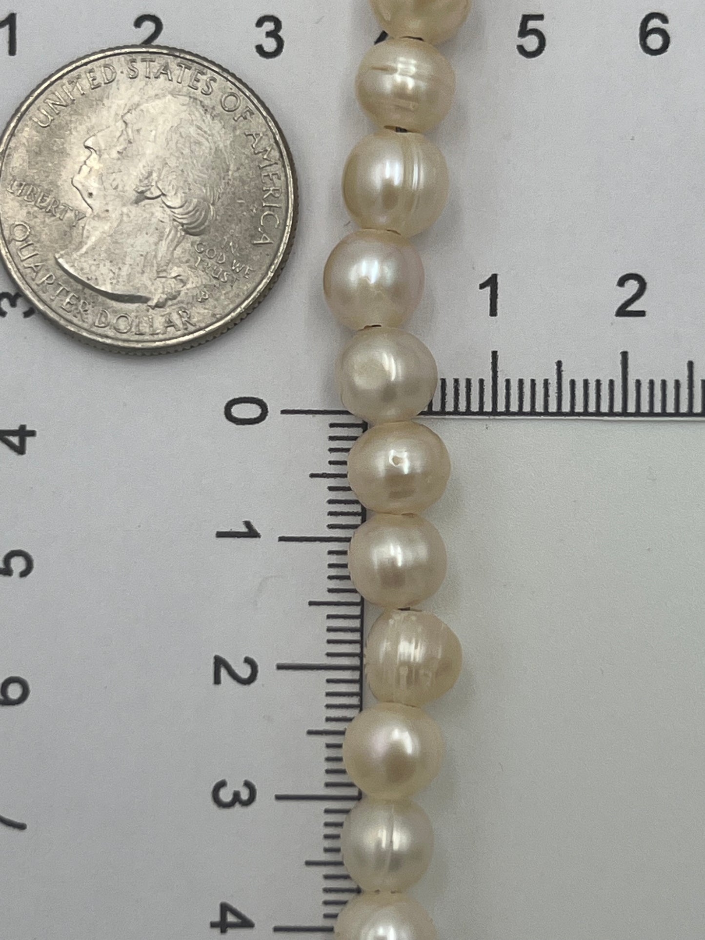 Freshwater Pearls 8-9mm Large Hole 1 Strand (18cm)