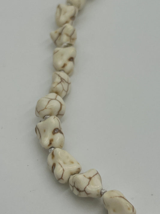 Howlite Magnesite Nuggets Knotted Necklace 52 Inch