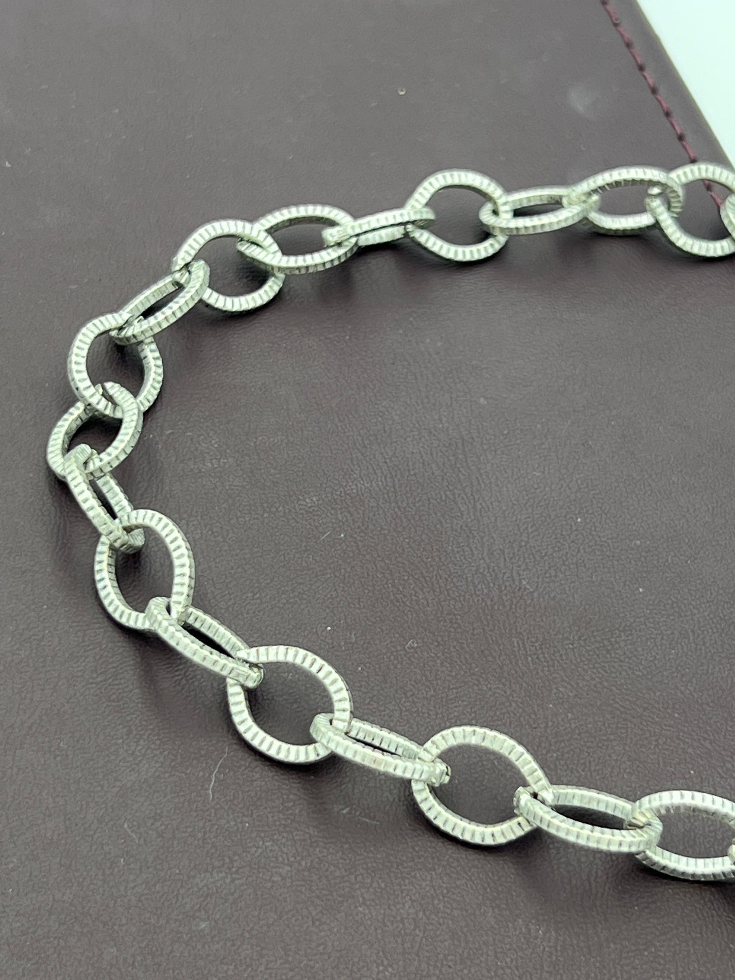 15x11mm Antique Silverplated Grooved Oval Thick Chain Priced Per Foot