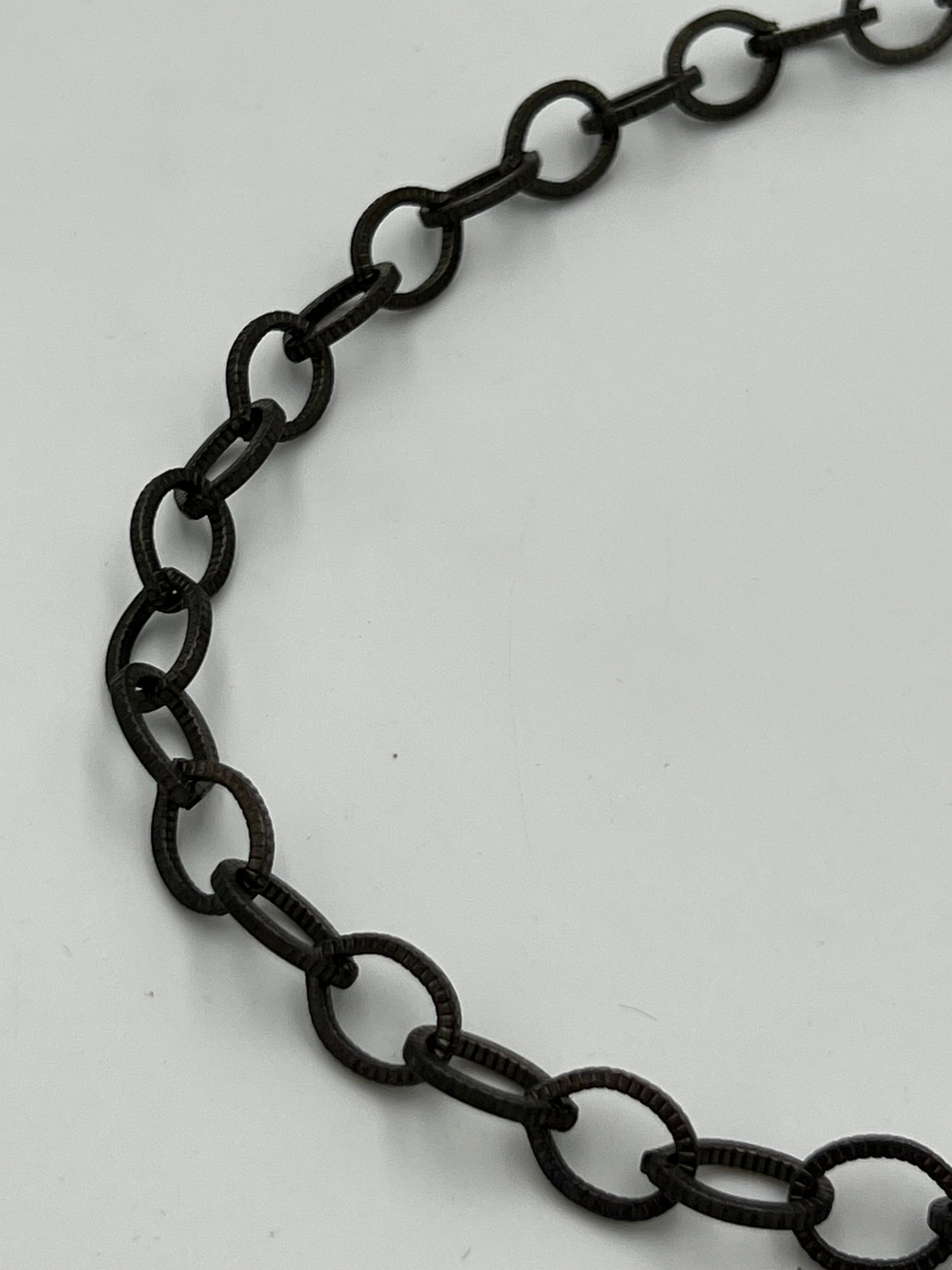 Ridged Oval Chain 15x11mm Matte Black