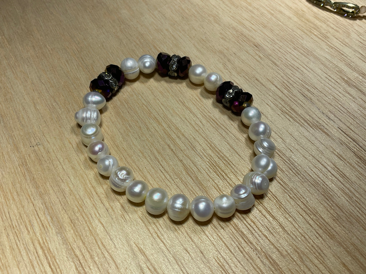 Freshwater Pearl and Crystal Beaded Bracelet