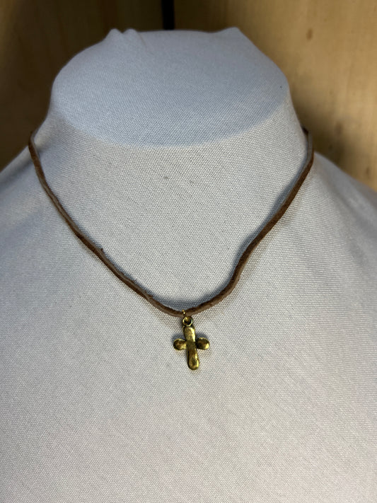 Impression Leather Necklace With Hammered Goldplated Cross